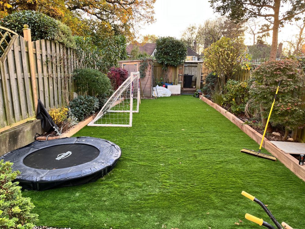 gardening and landscaping london